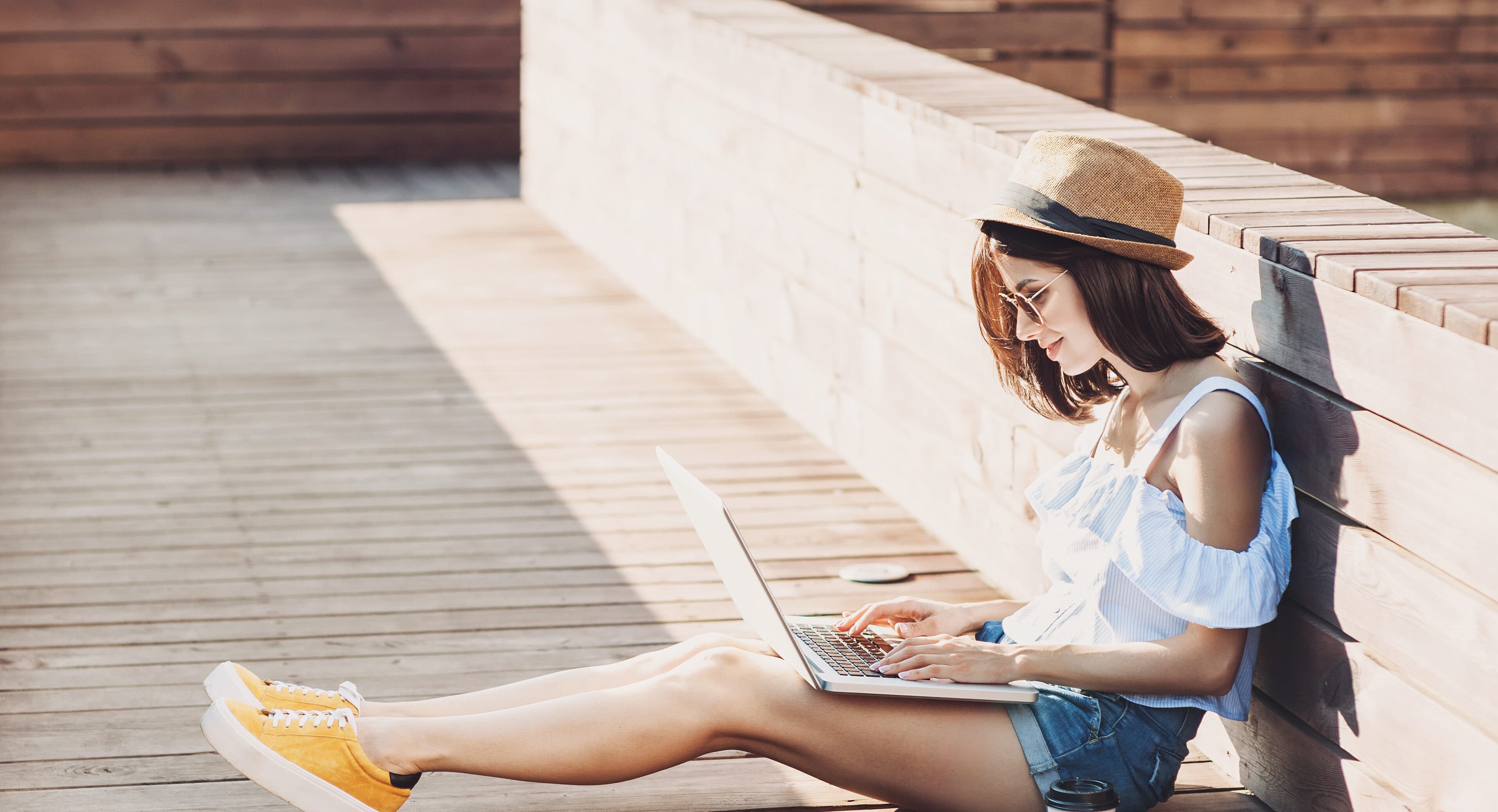 Con un laptop e una cuffia sei pronto per Callmaker